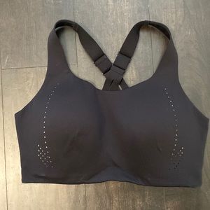 ⭐️Lululemon running bra⭐️